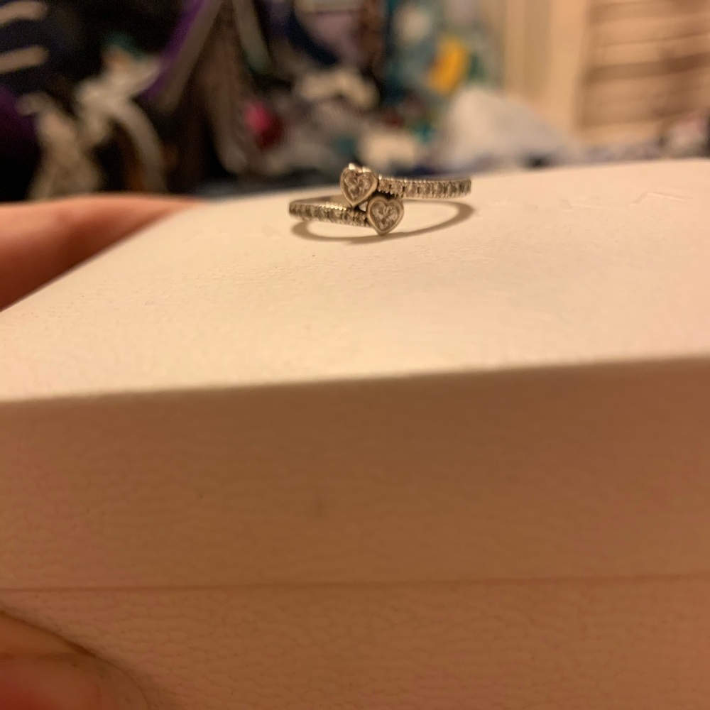 Two sparkling hearts pandora ring